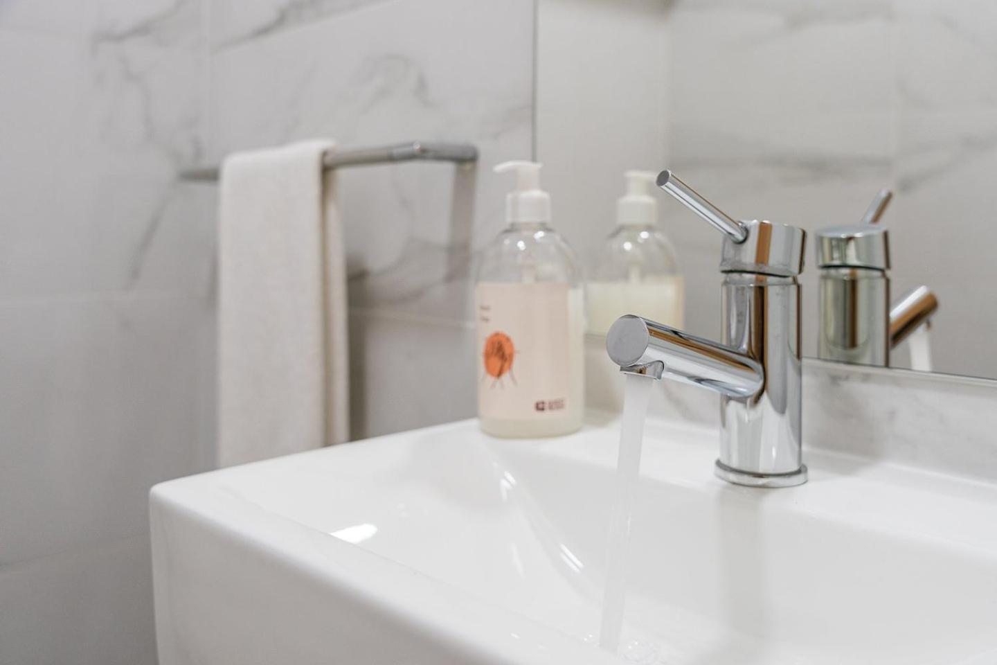 Guestready - Bright Duplex In Downtown Hotel Porto Kültér fotó